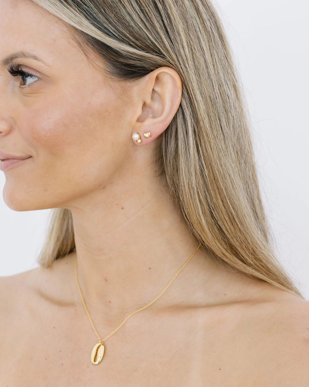 Gold Cowrie Necklace